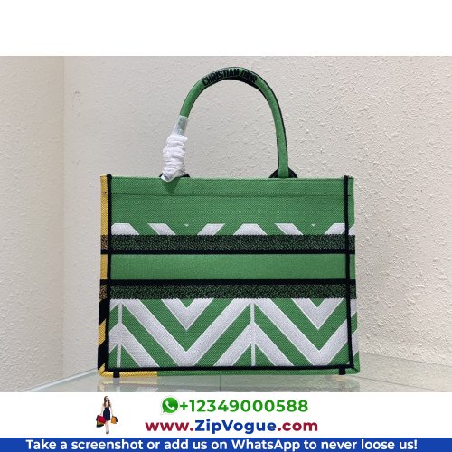 Dior Book Tote Medium 36cm - Image 4