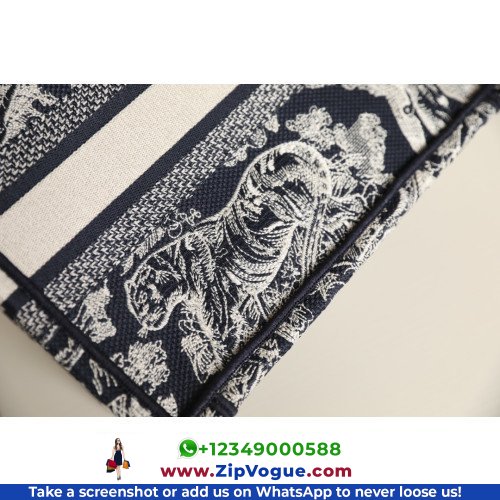 Dior Book Tote Small 26.5cm - Image 9