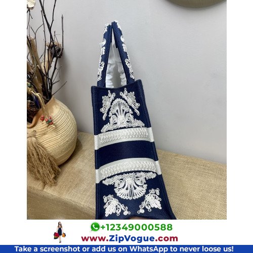 Dior Book Tote Medium 36cm - Image 2