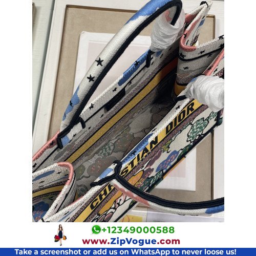 Dior Book Tote Medium 36cm - Image 9