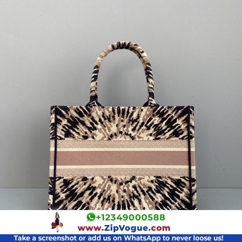 Dior Book Tote Medium 36cm - Image 4