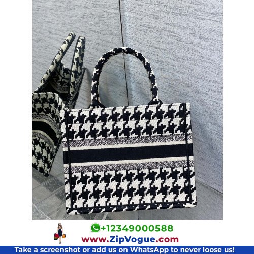 Dior Book Tote Small 26.5cm - Image 4