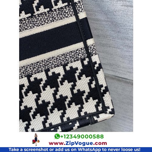 Dior Book Tote Small 26.5cm - Image 5