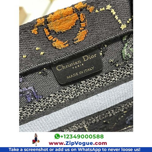 Dior Book Tote Small 26.5cm - Image 9