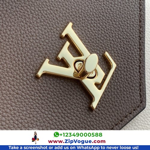 Louis Vuitton Favorite - Image 7