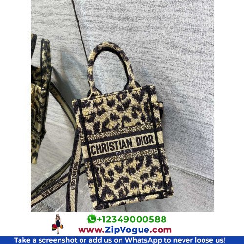 Dior Mini Phone Bag 13cm - Image 4