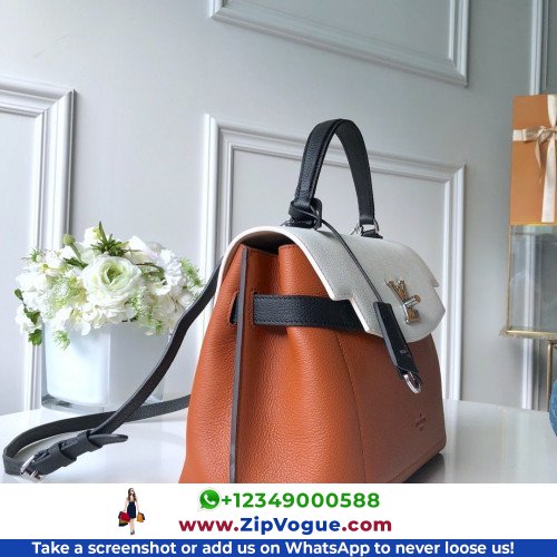 Louis Vuitton Favorite - Image 6