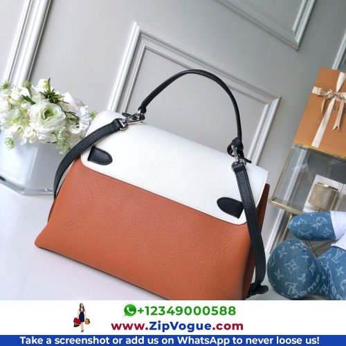 Louis Vuitton Favorite - Image 7