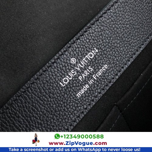 Louis Vuitton Favorite - Image 4