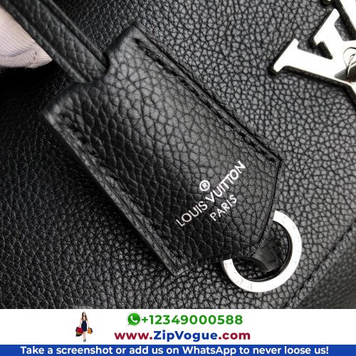 Louis Vuitton Favorite - Image 5