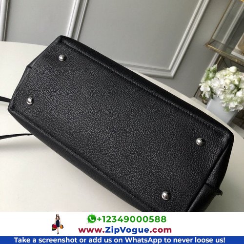 Louis Vuitton Favorite - Image 8