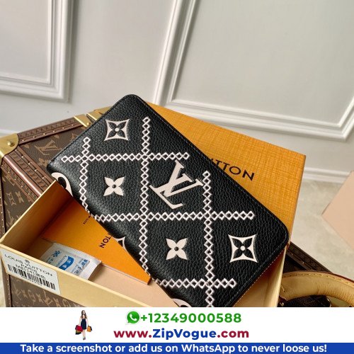 Louis Vuitton Wallet - Image 5