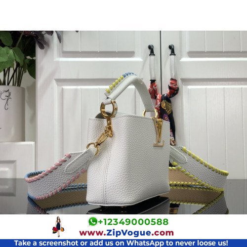 Louis Vuitton Capucines - Image 6