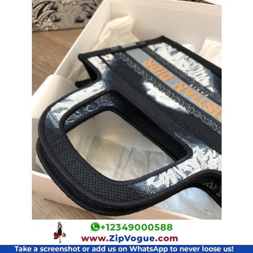 Dior Book Tote Mini 22.5cm - Image 3