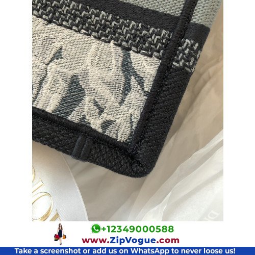 Dior Book Tote Mini 22.5cm - Image 5