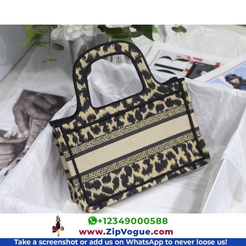 Dior Book Tote Mini 22.5cm - Image 5