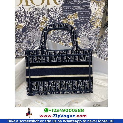 Dior Book Tote Mini 22.5cm - Image 9