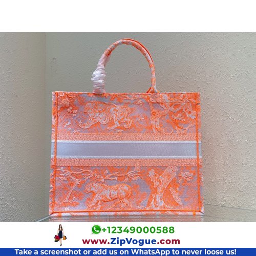 Dior Book Tote Large 42cm - Image 6