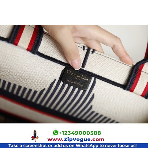 Dior Book Tote Large 42cm - Image 2