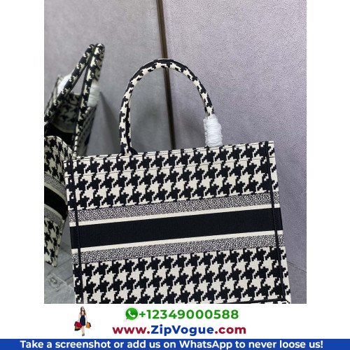 Dior Book Tote Medium 36cm - Image 4