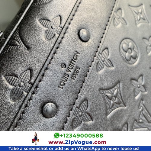 Louis Vuitton Wallet - Image 6