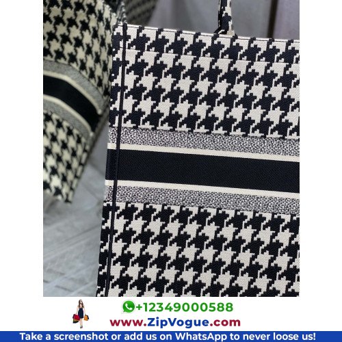 Dior Book Tote Large 42cm - Image 2