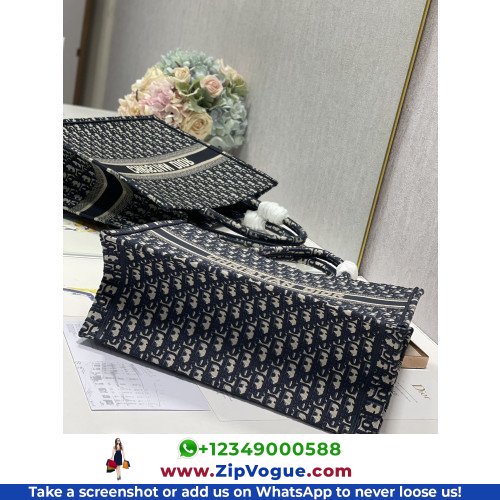 Dior Book Tote Large 42cm - Image 6