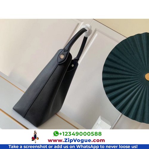 Louis Vuitton Favorite - Image 2