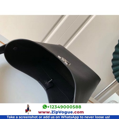 Louis Vuitton Favorite - Image 5