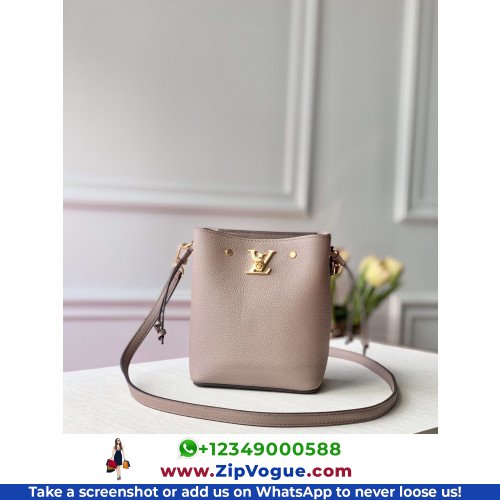 Louis Vuitton Favorite - Image 6