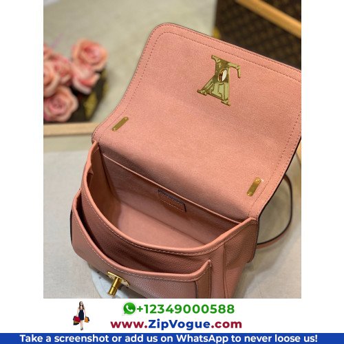 Louis Vuitton Favorite - Image 4