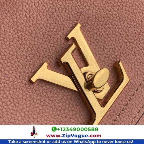 Louis Vuitton Favorite - Image 8