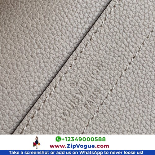 Louis Vuitton Favorite - Image 7