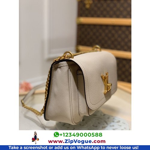 Louis Vuitton Favorite - Image 8