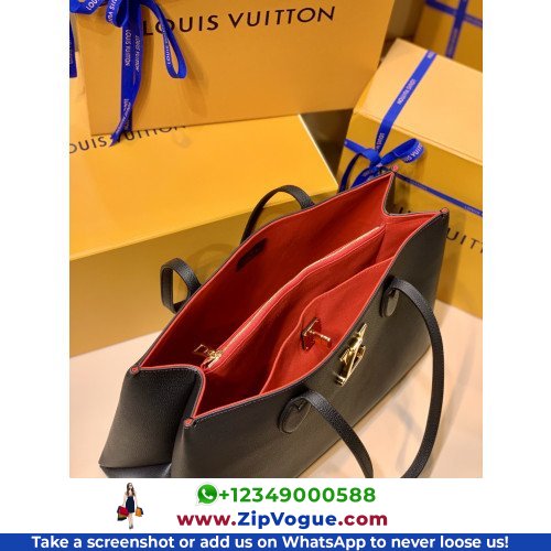 Louis Vuitton Favorite - Image 3