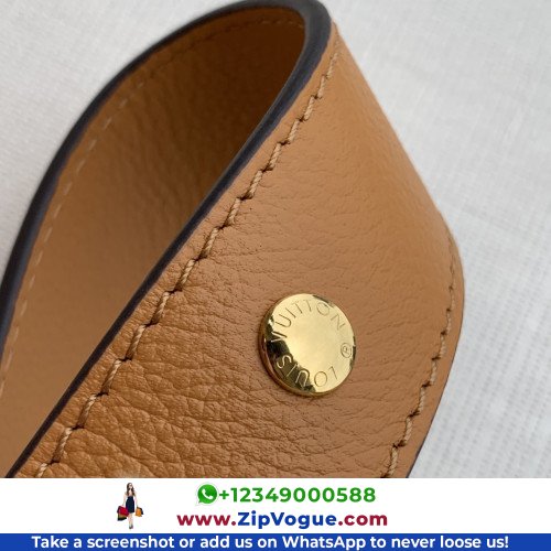 Louis Vuitton Favorite - Image 2