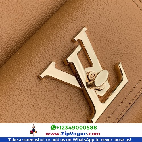 Louis Vuitton Favorite - Image 3