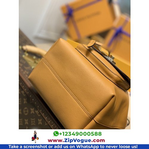 Louis Vuitton Favorite - Image 8