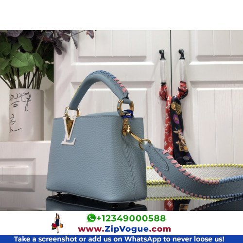 Louis Vuitton Capucines - Image 5