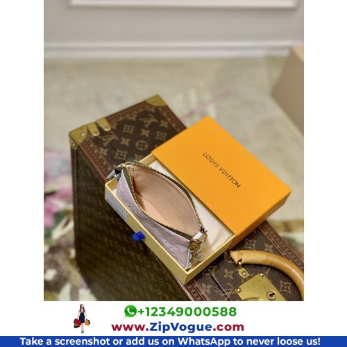 Louis Vuitton Wallet - Image 5