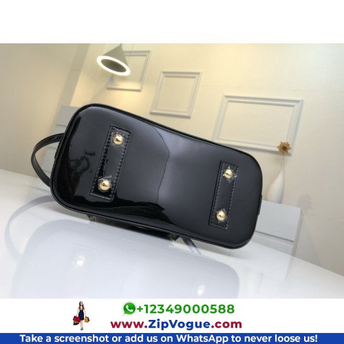 Louis Vuitton Alma - Image 4