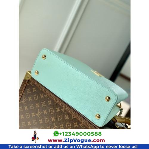 Louis Vuitton Capucines - Image 4