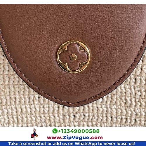 Louis Vuitton Capucines - Image 6