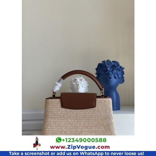 Louis Vuitton Capucines - Image 9