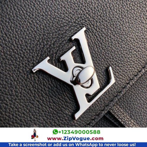 Louis Vuitton Favorite - Image 8