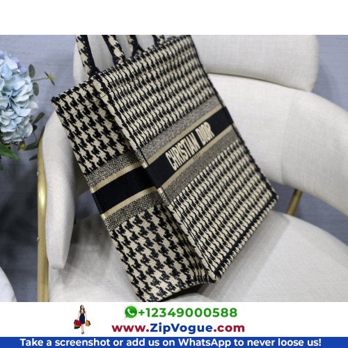 Dior Book Tote Large 42cm - Image 3