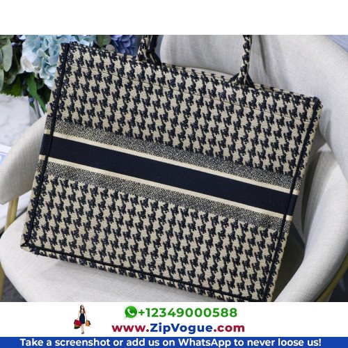 Dior Book Tote Large 42cm - Image 4