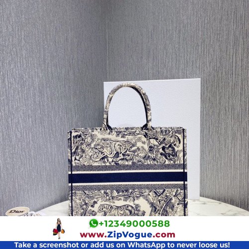 Dior Book Tote Large 42cm - Image 3