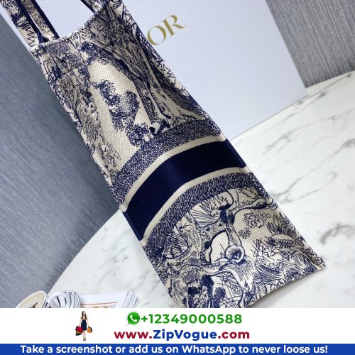 Dior Book Tote Large 42cm - Image 4