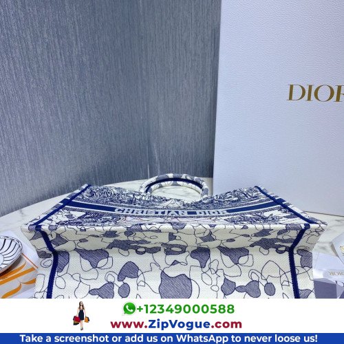 Dior Book Tote Large 42cm - Image 4